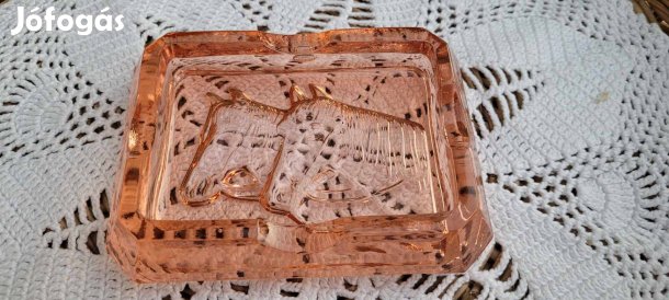 Art deco rózsaszín öntött üveg hamutartó -lófej mintás