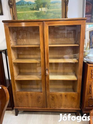 Art deco stílusú vitrines szekrény