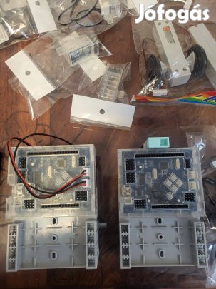 Artec programozható robot építő játék