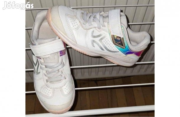 Artengo színjátszós cipő,frissen mosva