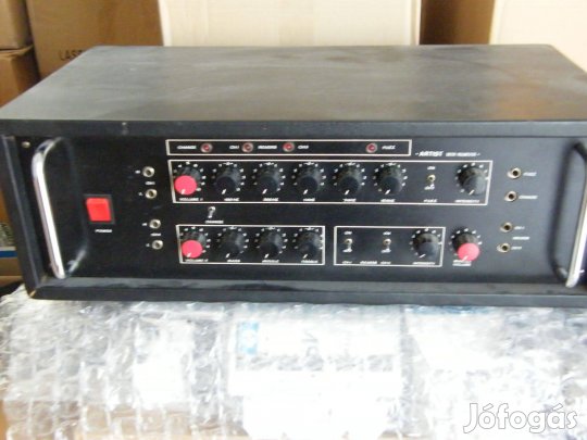 Artist gitár előerősítő, beépített effektekkel