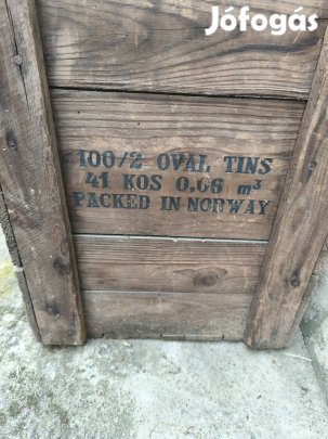 Árúszállításra használt fa láda 