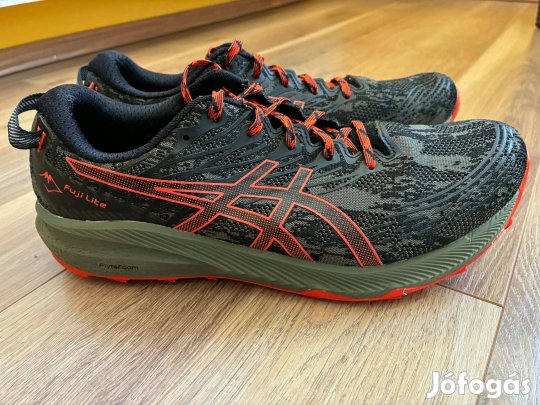 Asics Fuji LITE 3 terep futócipő