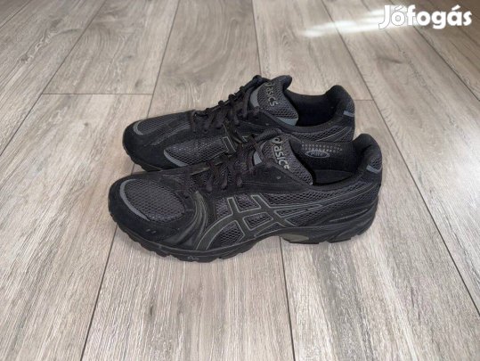 Asics Gel-Tech Walker 9 futócipő 45 -ös
