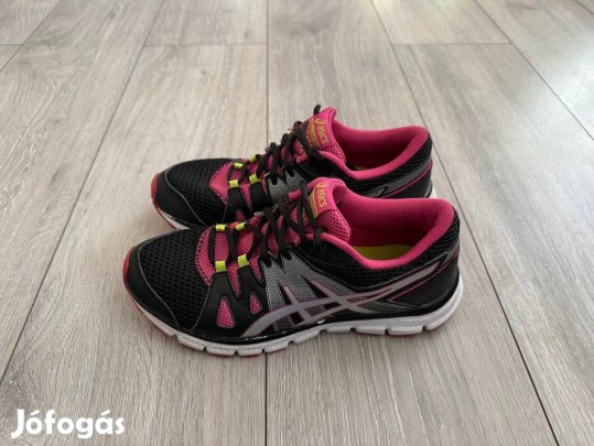 Asics Gel-Unfire TR futócipő 39 -es