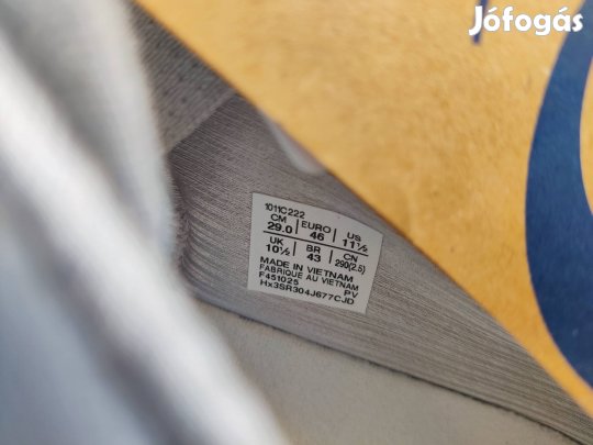 Asics futócipő gel-nimbus 28  