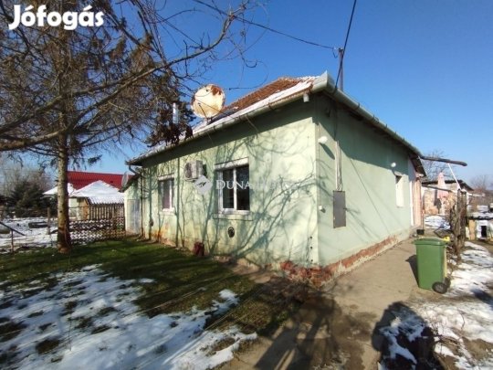 Ásotthalomi eladó 80 nm-es ház