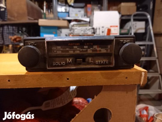 Astor CR74 retro autórádió eladó, cserélhető