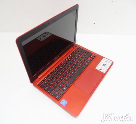Asus Model F205T notebook laptop mini Hibás