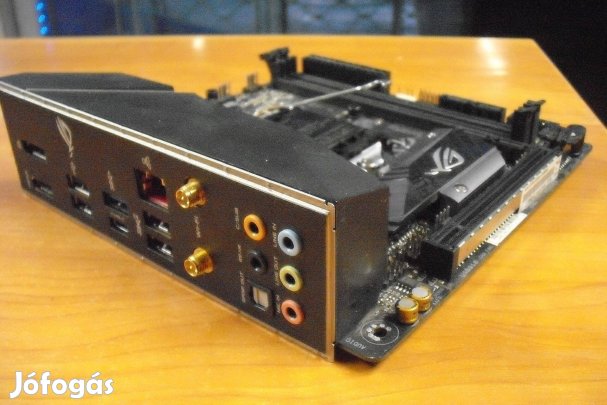 Asus Rog Strix B360i gaming s1151 alaplap akcióó