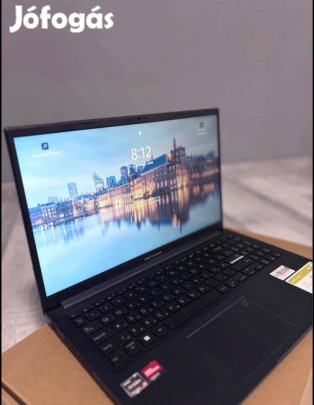 Asus Vivobook 15 M1502Y Ryzen 5 7430U / 8GB / 512GB SSD