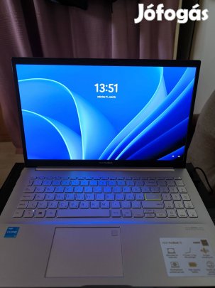 Asus Vivobook  Intel i5 Oled kijelző eladó.