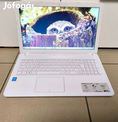 Asus X540L 15.6" laptop, 4GB ram, 1TB HDD, jó akku, WiFi, Win10