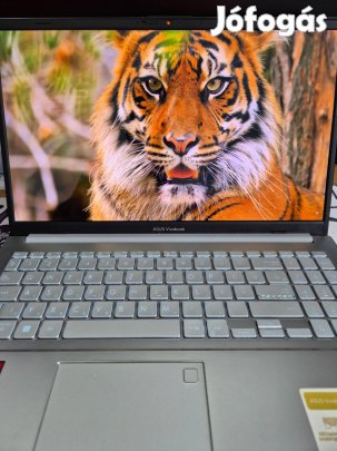 Asus vivobook 15 OLED