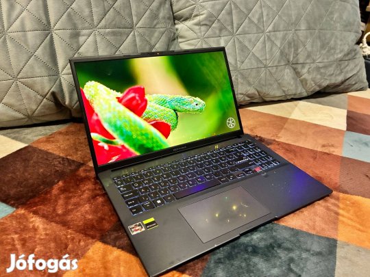 Asus vivobook s15pro oled alsó panel hibás!