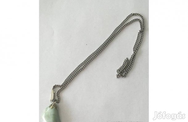 Ásvány medál láncon