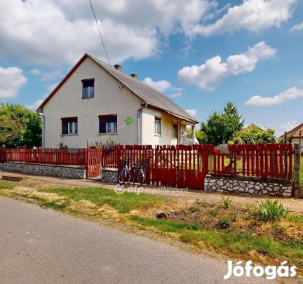 Aszalói 89 nm-es ház eladó