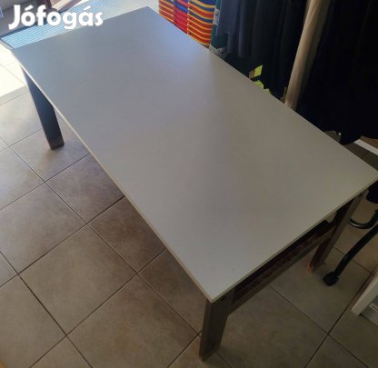 Asztal 115cm