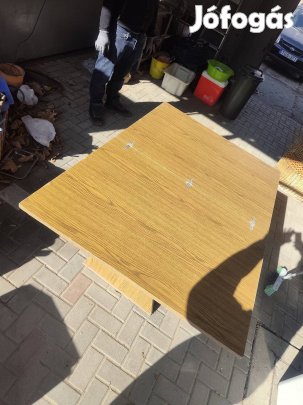 Asztal - nyithato 