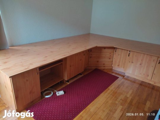 Asztal, terepasztal, tárgyalóasztal !