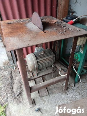 Asztali Körfűrész otthoni barkácsoláshoz