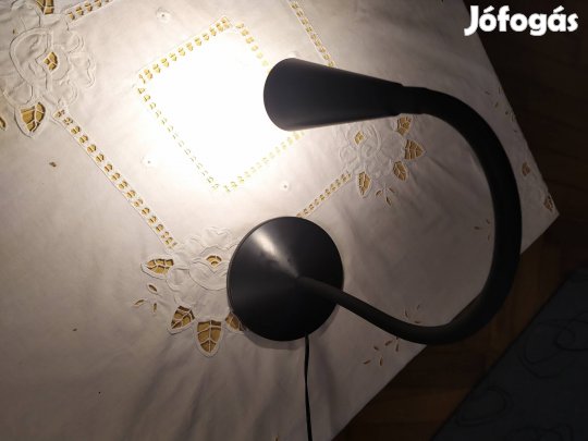 Asztali LED lámpa, karcmentes