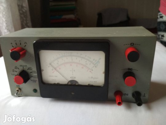 Asztali analóg multiméter