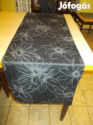 Asztali futók,terítők egyben/B