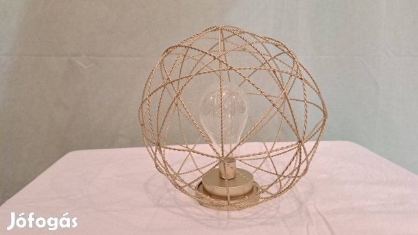 Asztali lámpa, arany színű gömb, különleges izzóval, elemes