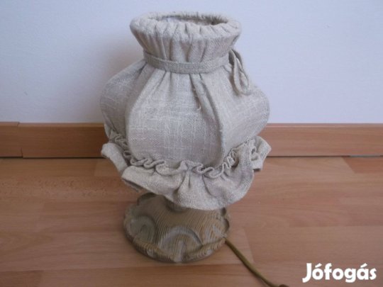 Asztali lámpa,egyszerű,szép