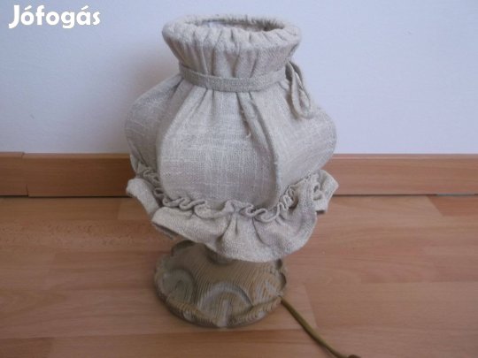 Asztali lámpa,egyszerű,szép