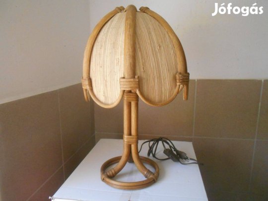 Asztali lámpa retro