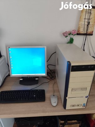 Asztali számítógép internetre SSD-vel, monitor, egér+bill