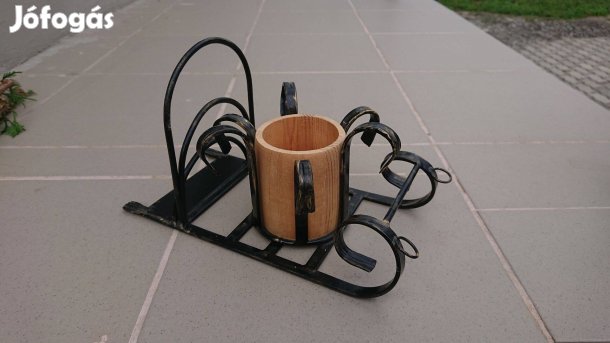 Asztali tolltartó levélnehezék