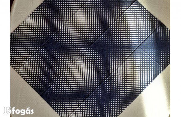 Asztalközép/napron 3 db 72 x 72 cm