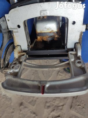 Asztalos horonymaró bütüző