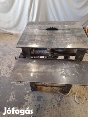 Asztalos körfűrész hosszlyukfúróval!