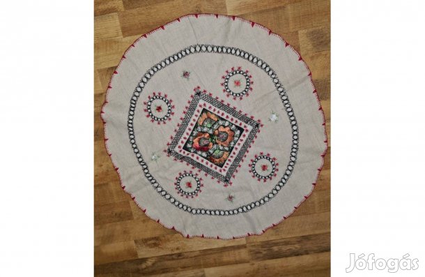 Asztalteritő Kalotaszegi Rátett Himzéses