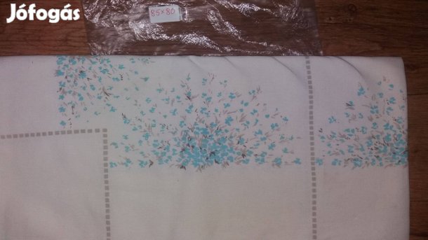 Asztalterítő eladó - 85 x 80 cm