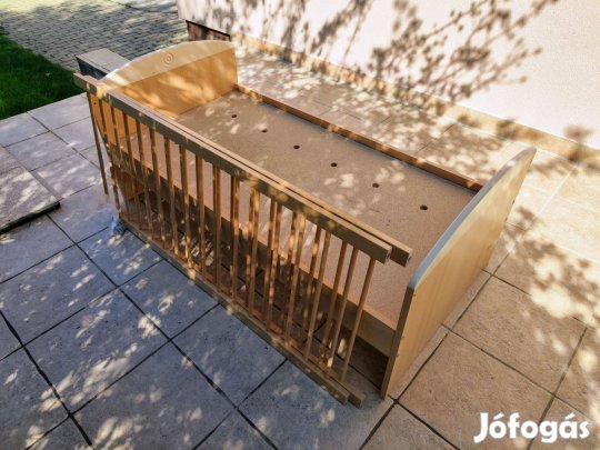 Átalakítható gyermek babaágy, kiságy