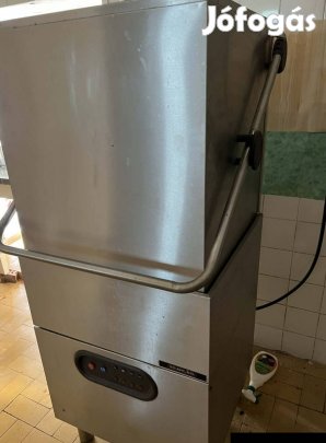 Átfutó rendszerű mosogatógép