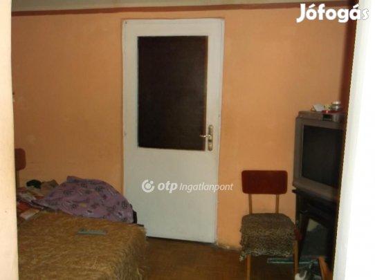 Atkári eladó 51 nm-es ház