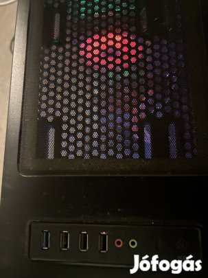 Átlagos munkára és játékra alkalmas pc