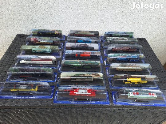 Atlas 1:160 Mozdony makettek.