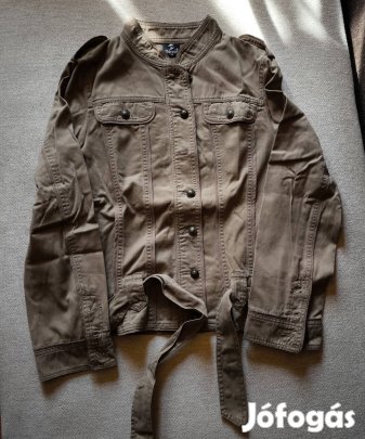 Átmeneti női kabát 44-es méret.