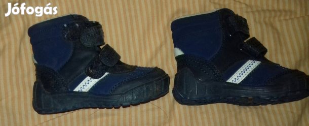 Átmeneti tépőzáras, magasszárú cipő, F&F, 22-es