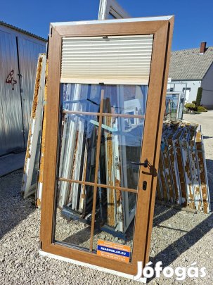 Átmenő kilincses erkély ajtó 107×218