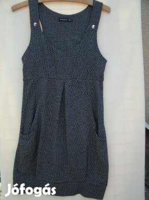 Atmosphere 38-as ruha fekete-fehér . Mell alatt szabott elől