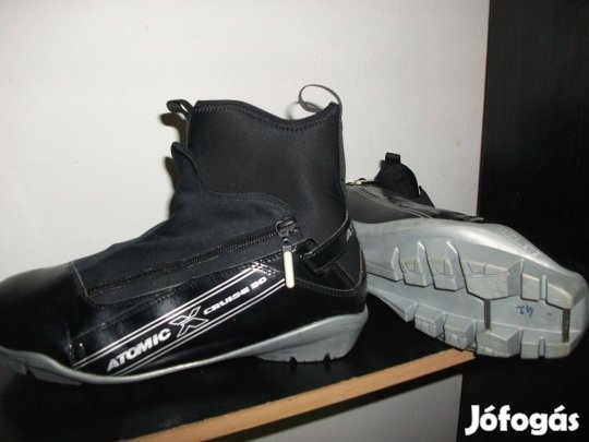 Atomic 42-es sífutó cipő PILOT profillal