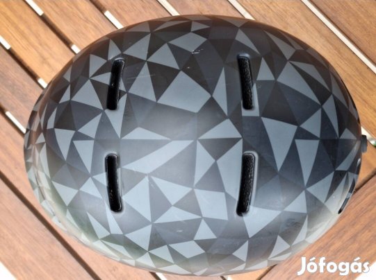 Atomic sí, snowboard sisak eladó